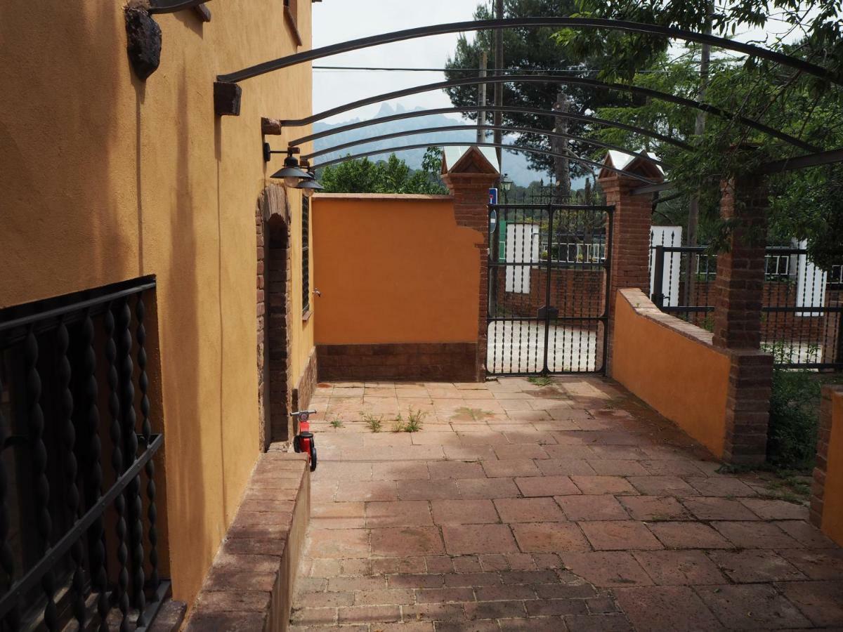 Cal Ventura Guest House El Bruc Exterior photo