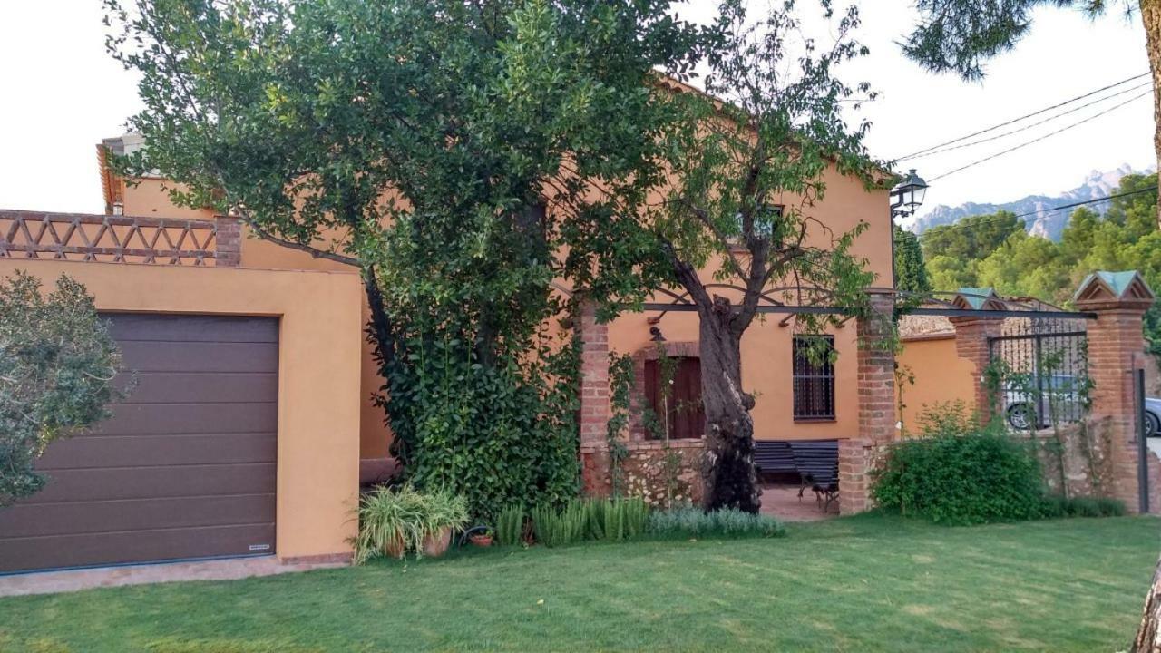 Cal Ventura Guest House El Bruc Exterior photo